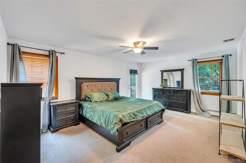 3 Spruce Circle Farmingville NY 11738