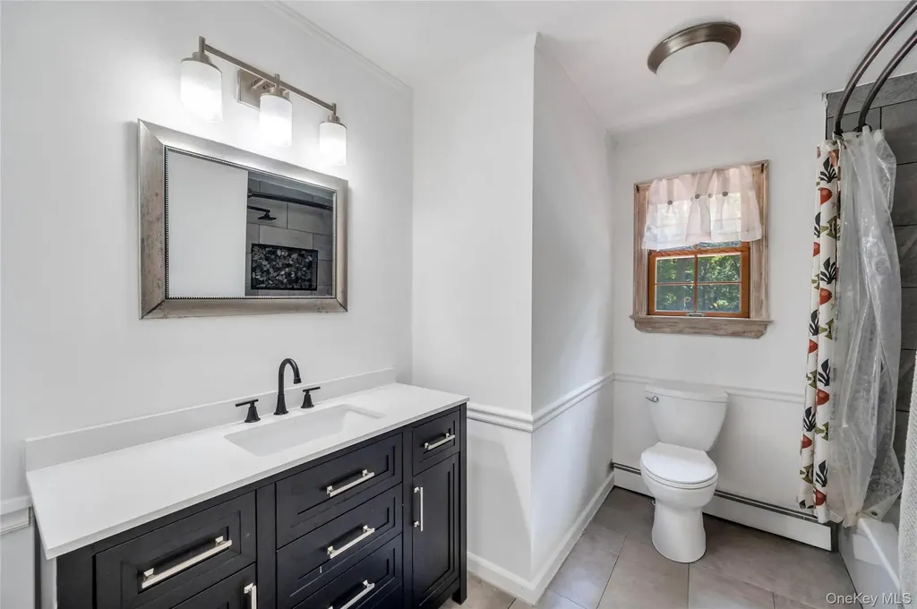 3 Spruce Circle Farmingville NY 11738