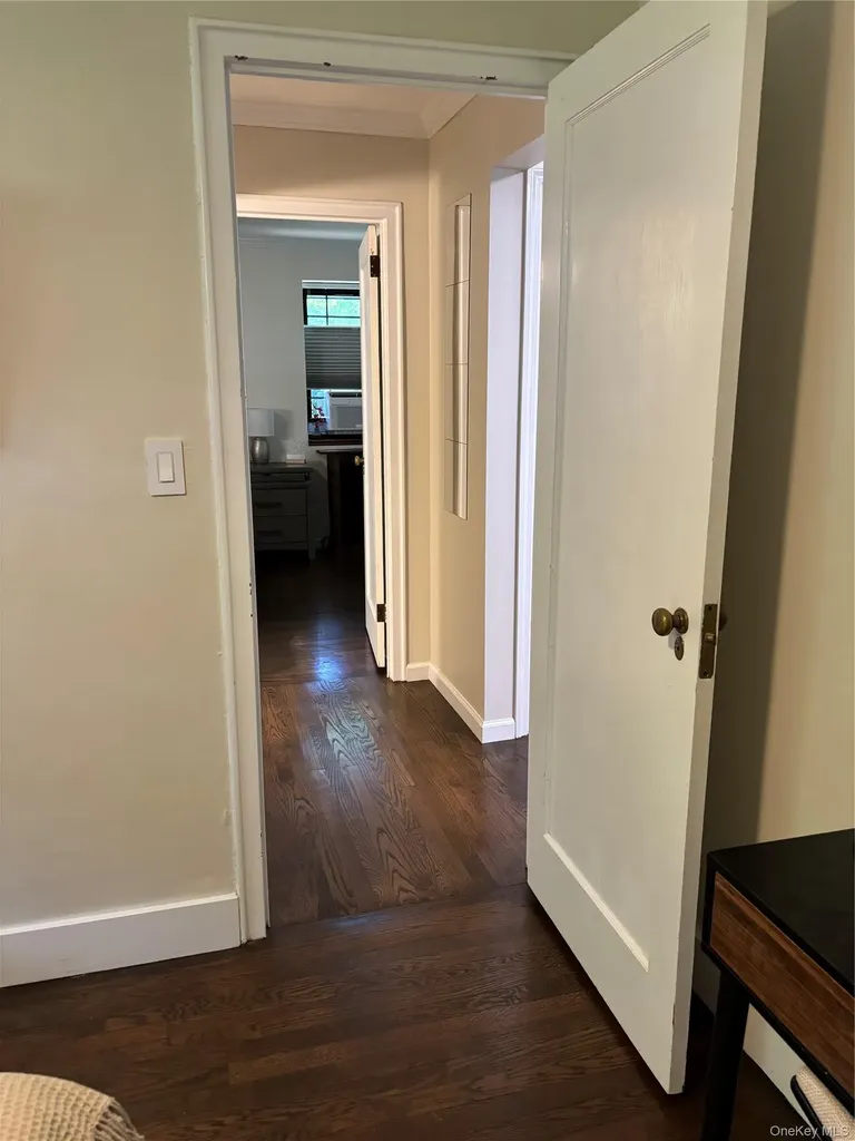 1183 California Road Eastchester NY 10709