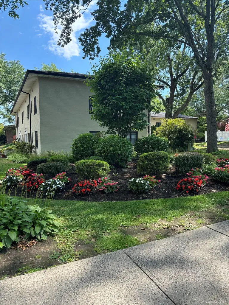 1183 California Road Eastchester NY 10709