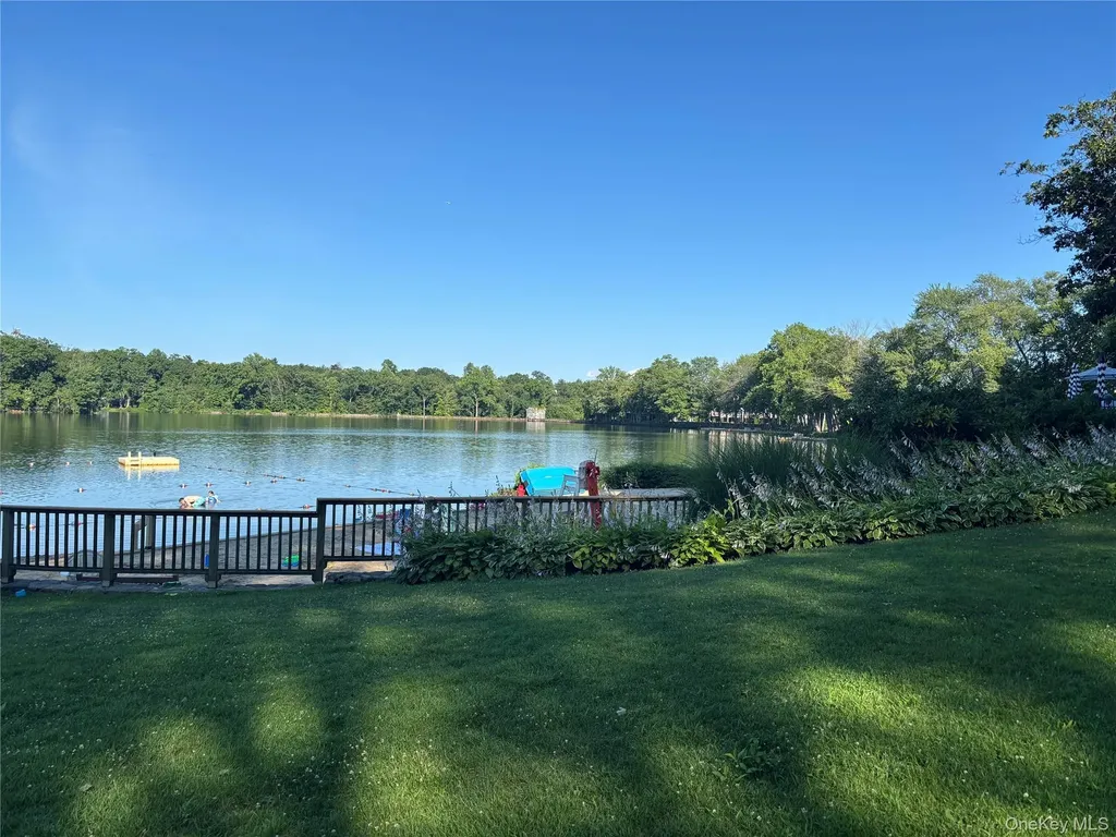 1183 California Road Eastchester NY 10709