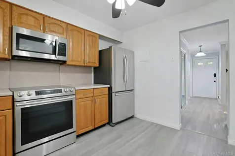 121 Coachlight Square Montrose NY 10548