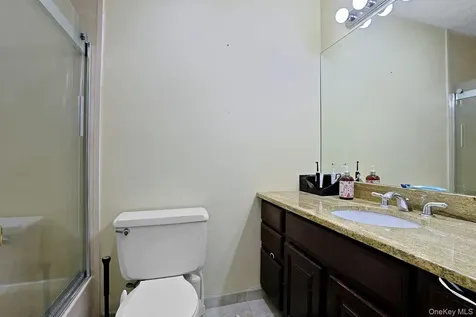 121 Coachlight Square Montrose NY 10548