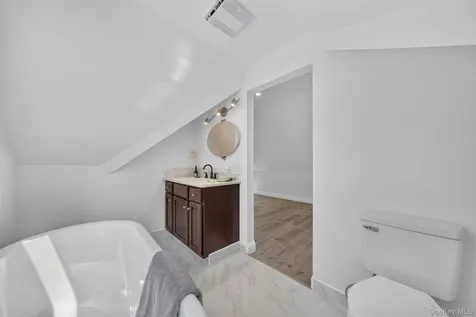 262 Linden Avenue Red Hook NY 12571