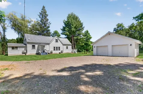 262 Linden Avenue Red Hook NY 12571
