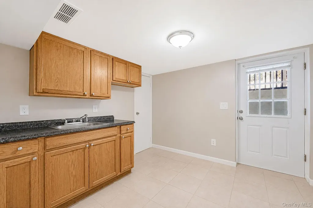 135 Clayton Street Central Islip NY 11722