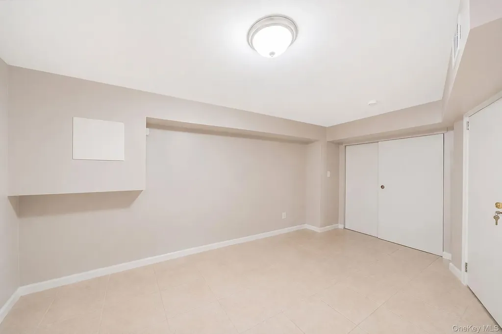 135 Clayton Street Central Islip NY 11722