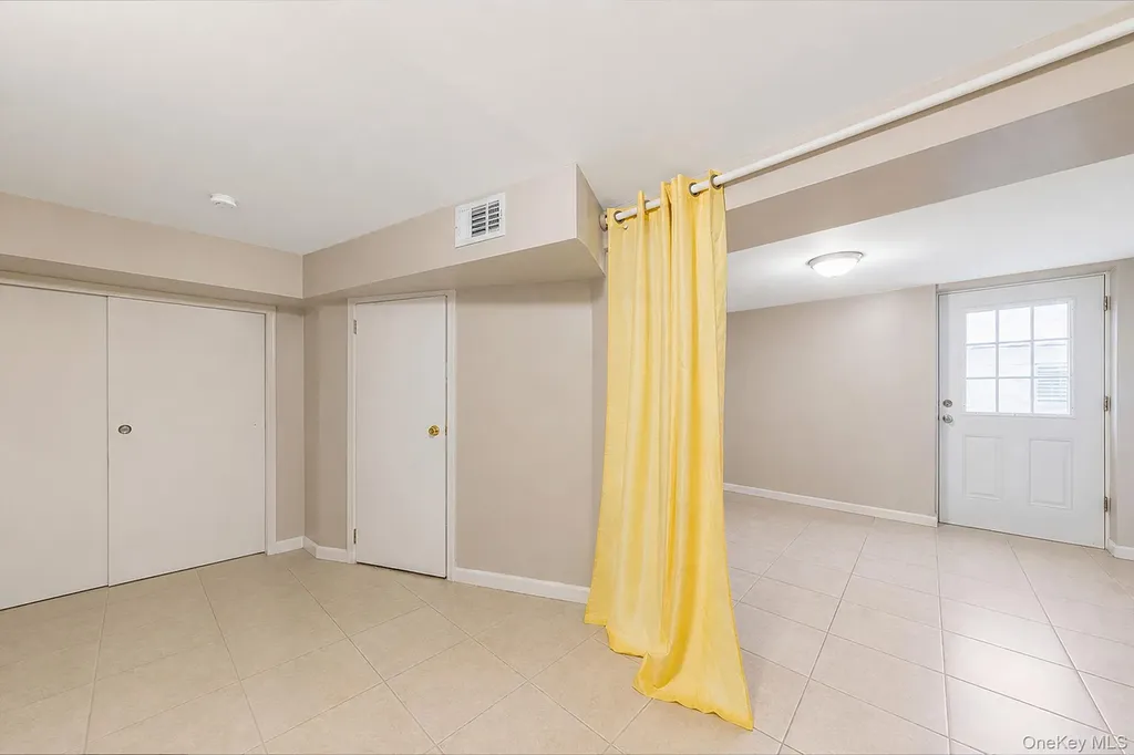 135 Clayton Street Central Islip NY 11722