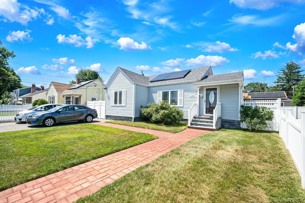 135 Clayton Street Central Islip NY 11722