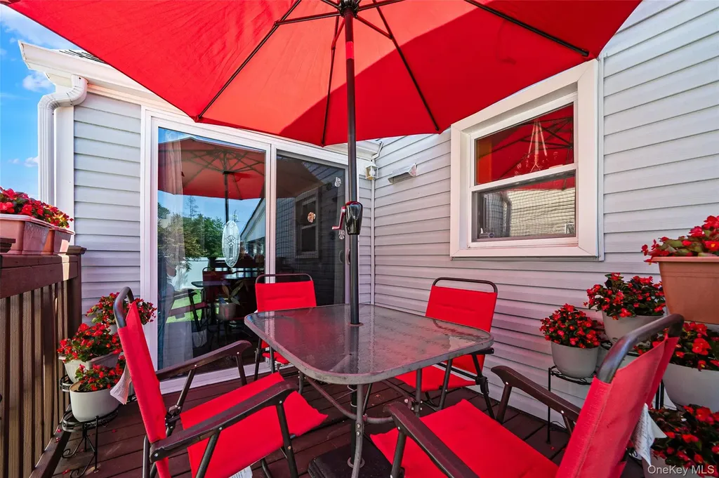 135 Clayton Street Central Islip NY 11722
