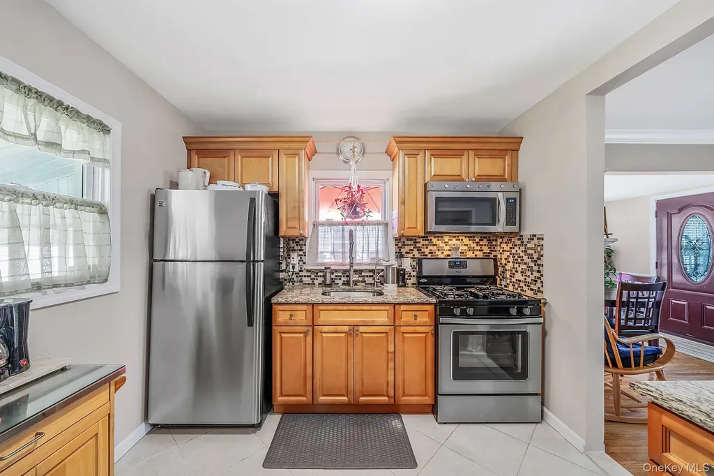 135 Clayton Street Central Islip NY 11722