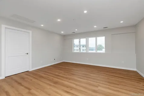 62 South Street Oyster Bay NY 11771