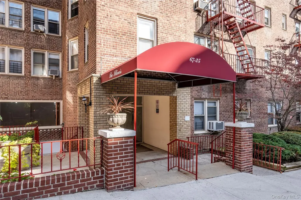 67-25 Clyde Street Forest Hills NY 11375