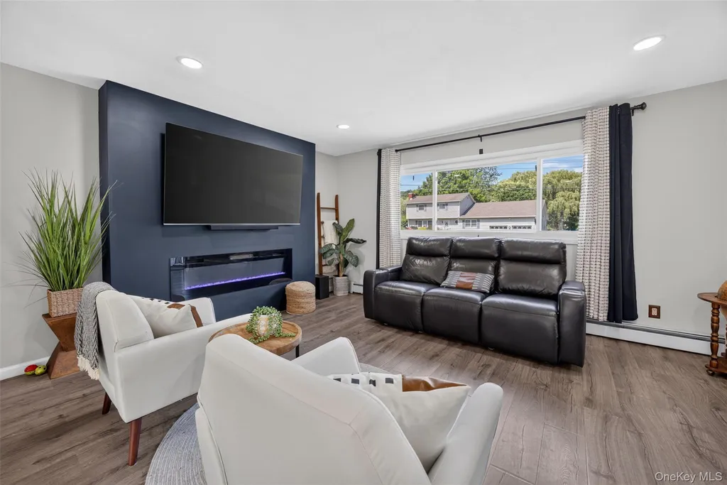 76 Surrey Road Chester NY 10918