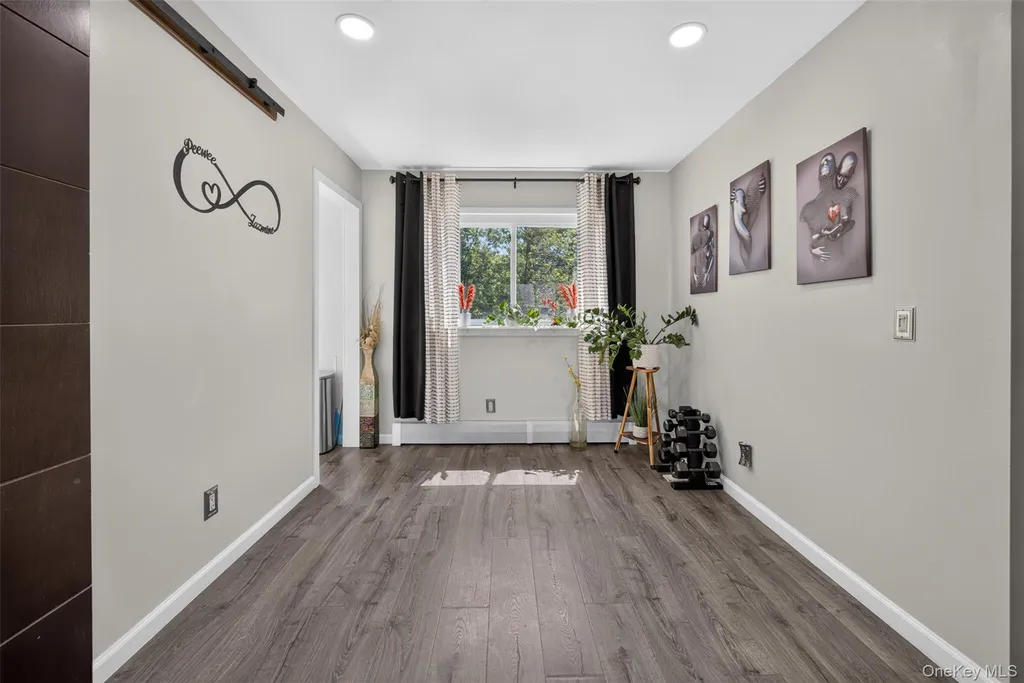 76 Surrey Road Chester NY 10918