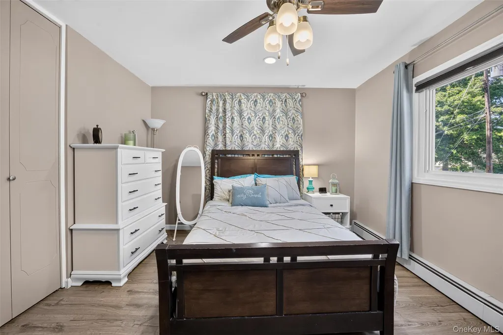 76 Surrey Road Chester NY 10918