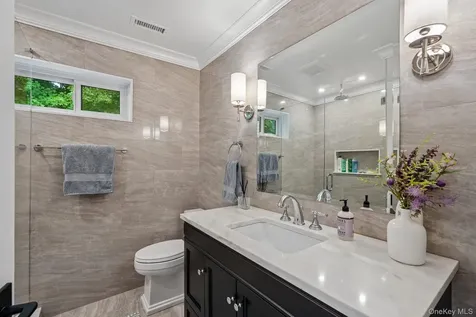 159 Birchwood Close Chappaqua NY 10514