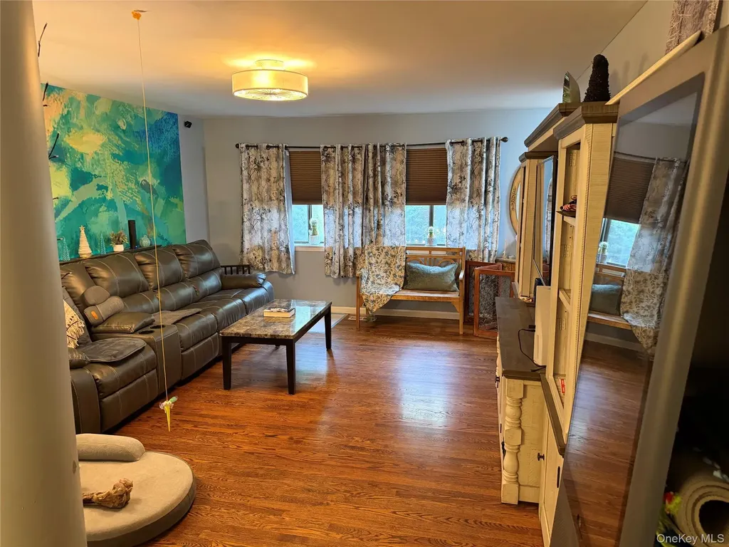 268 Maplewood Drive South Salem NY 10590