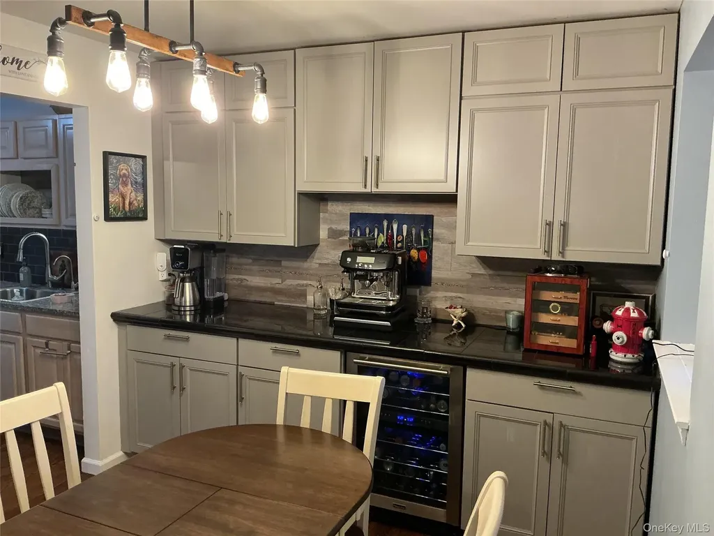 268 Maplewood Drive South Salem NY 10590