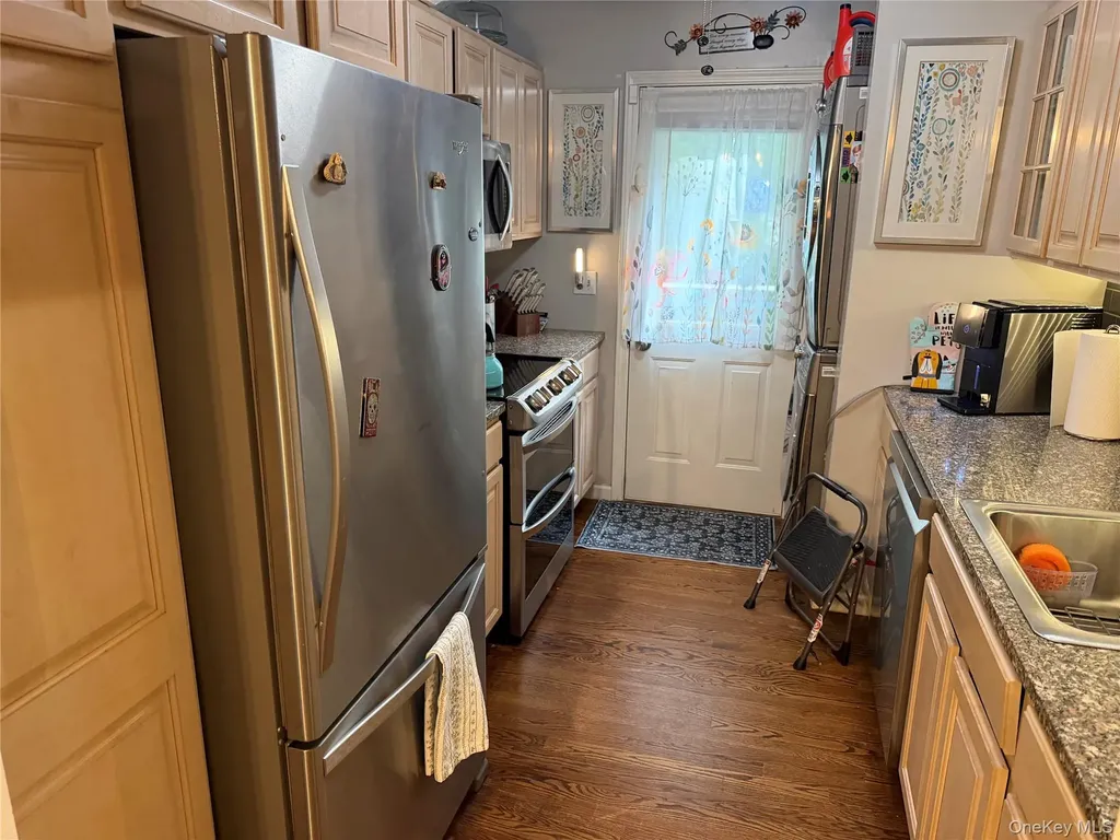 268 Maplewood Drive South Salem NY 10590