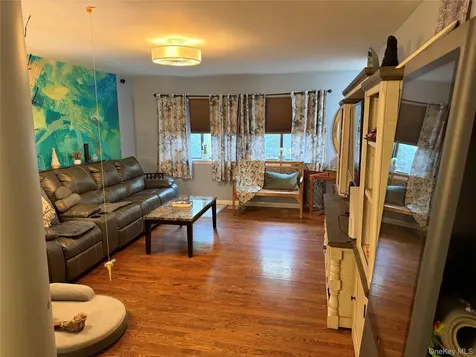 268 Maplewood Drive South Salem NY 10590