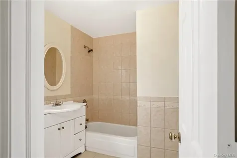5 Crosby Place New Rochelle NY 10801