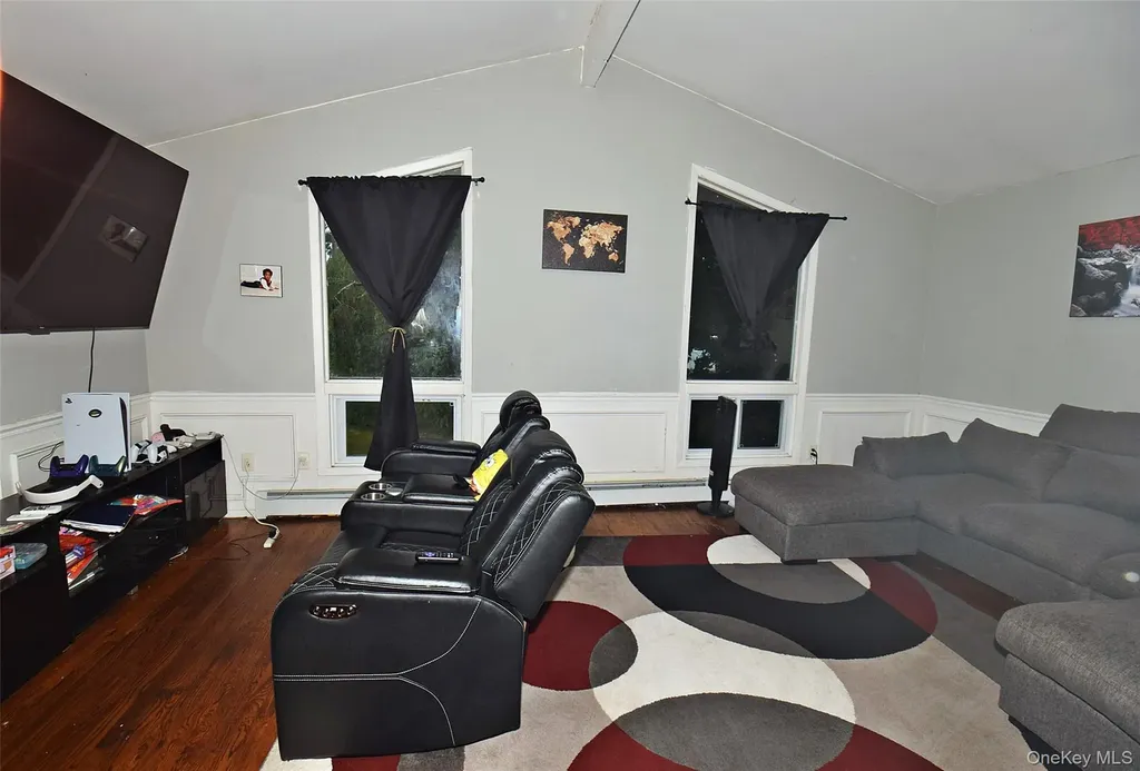 143 Meadowmere Avenue Mastic NY 11950
