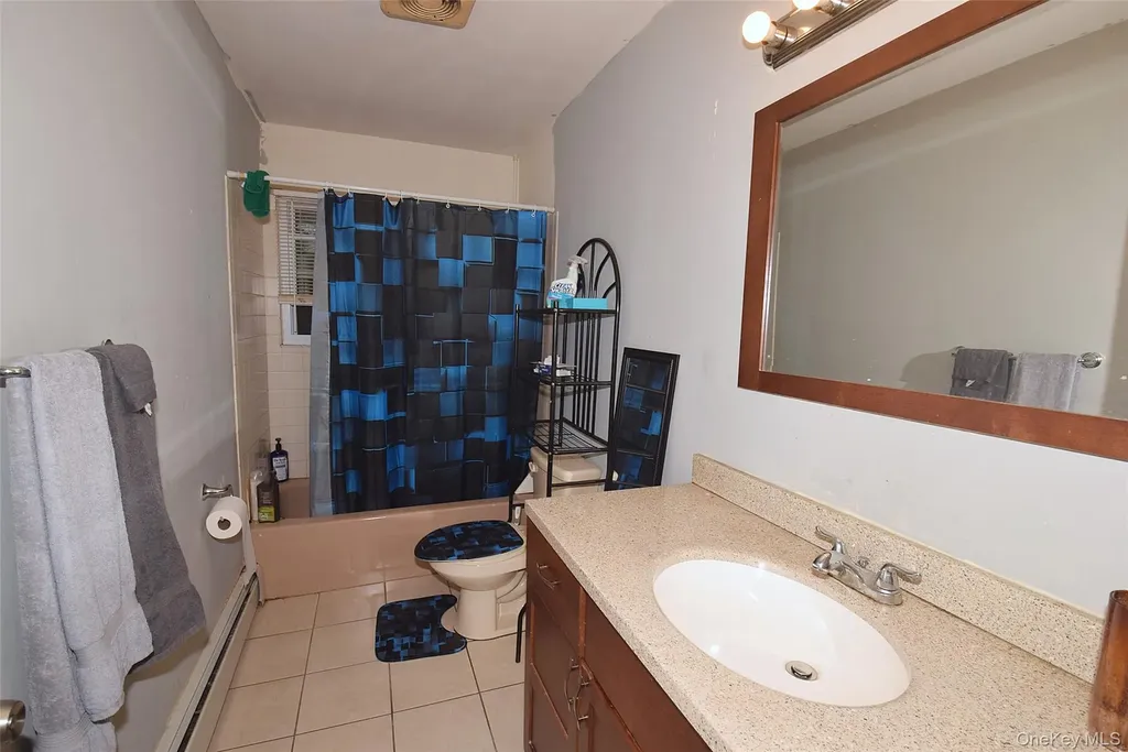 143 Meadowmere Avenue Mastic NY 11950