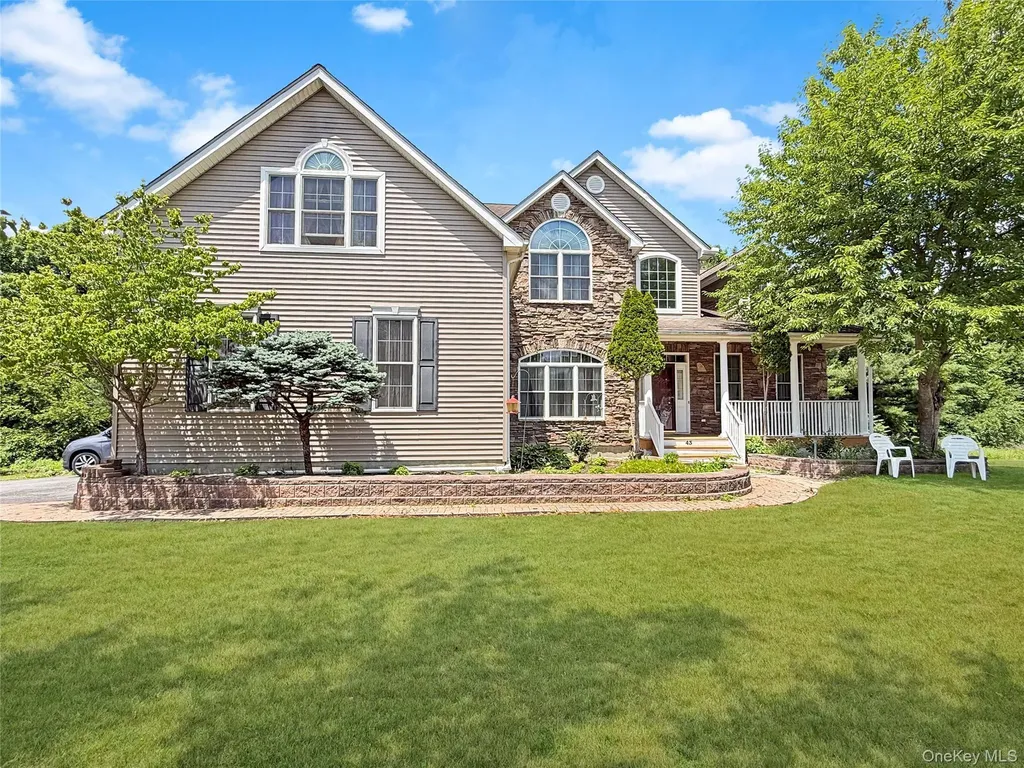 43 Regency Drive Poughkeepsie NY 12603
