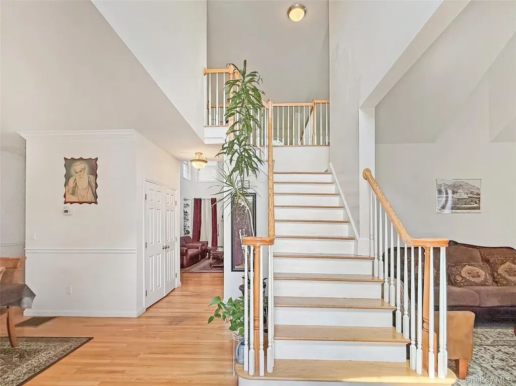 43 Regency Drive Poughkeepsie NY 12603