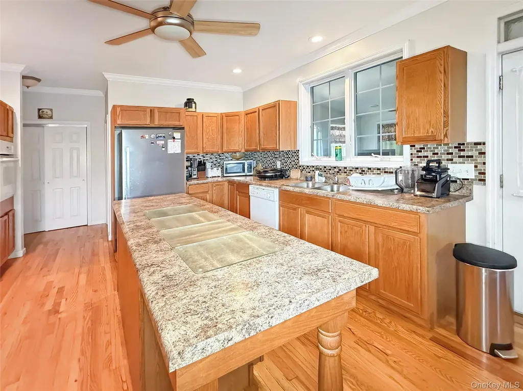 43 Regency Drive Poughkeepsie NY 12603