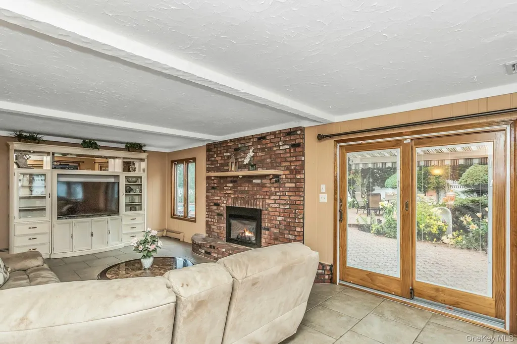 3901 Jane Court Seaford NY 11783