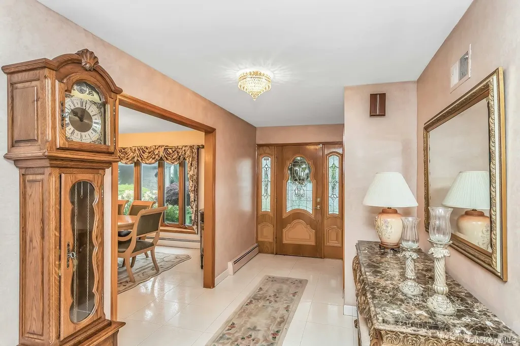 3901 Jane Court Seaford NY 11783