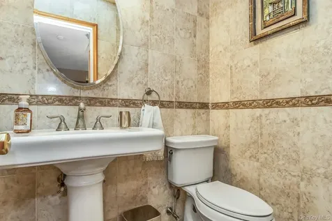 3901 Jane Court Seaford NY 11783