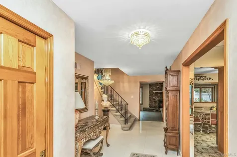 3901 Jane Court Seaford NY 11783