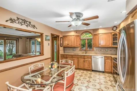 3901 Jane Court Seaford NY 11783