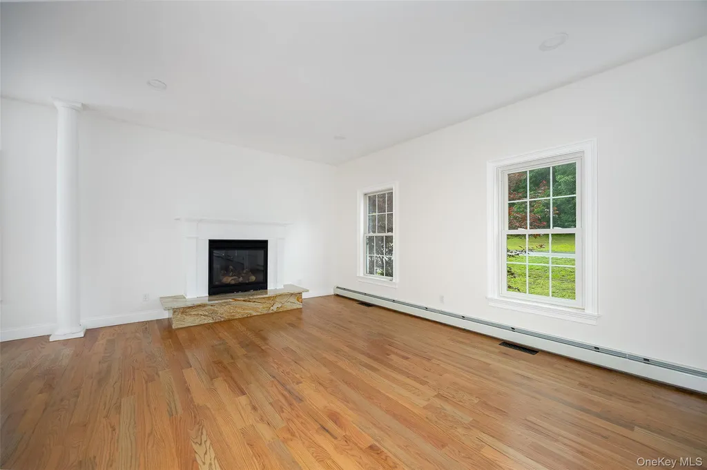 7 Fox Run Wappingers Falls NY 12590