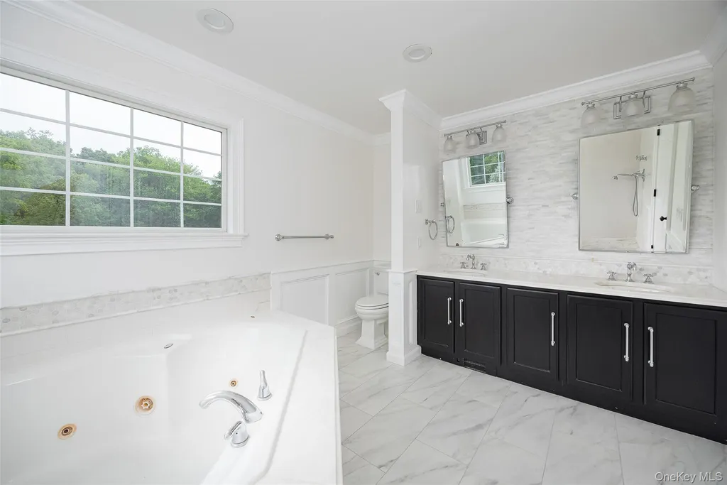7 Fox Run Wappingers Falls NY 12590