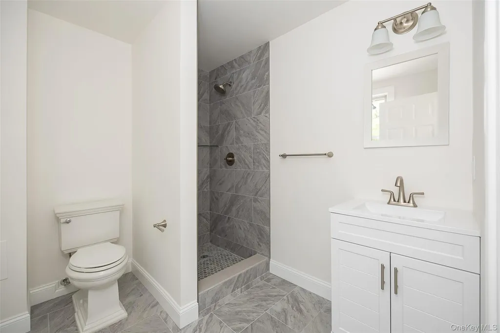 7 Fox Run Wappingers Falls NY 12590