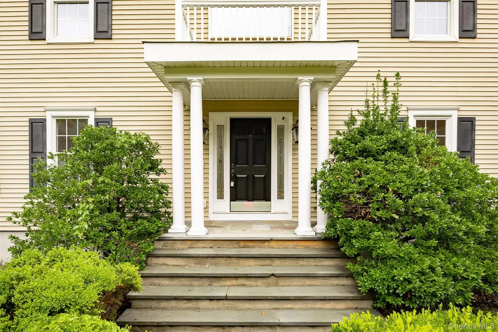 7 Fox Run Wappingers Falls NY 12590