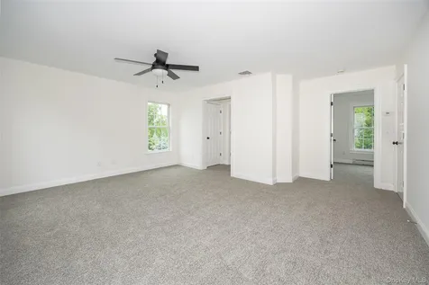 7 Fox Run Wappingers Falls NY 12590