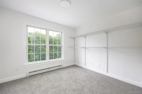 7 Fox Run Wappingers Falls NY 12590