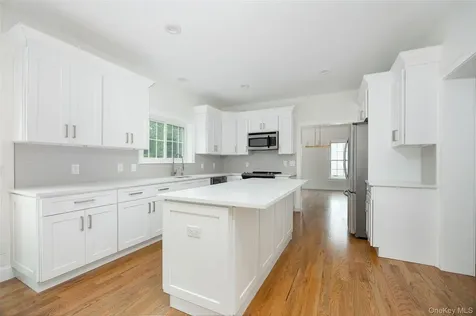 7 Fox Run Wappingers Falls NY 12590