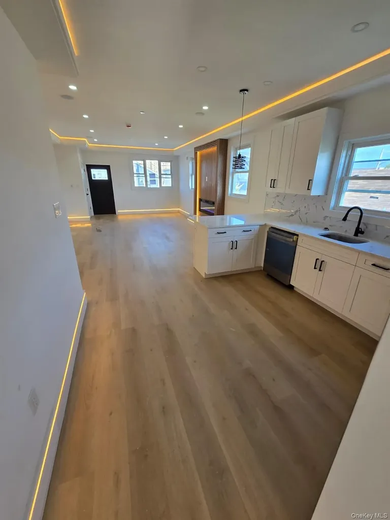 508 Beach 45 Street Far Rockaway NY 11691