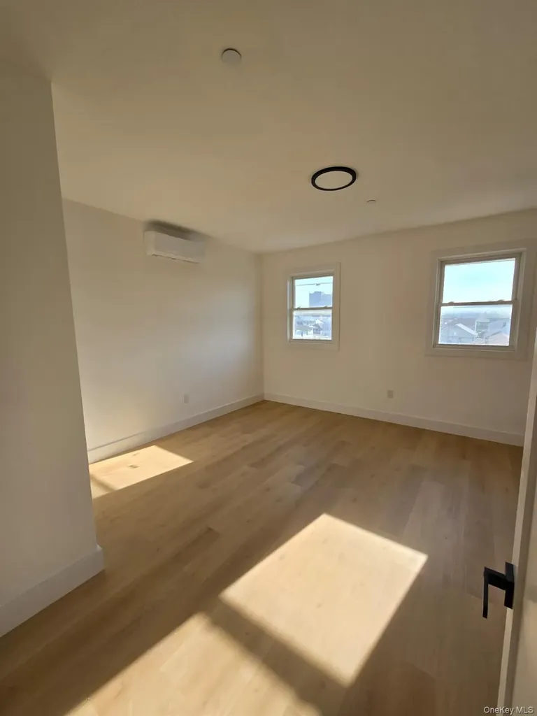 508 Beach 45 Street Far Rockaway NY 11691