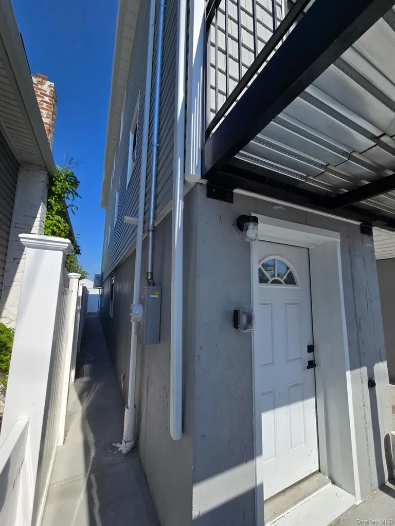 508 Beach 45 Street Far Rockaway NY 11691