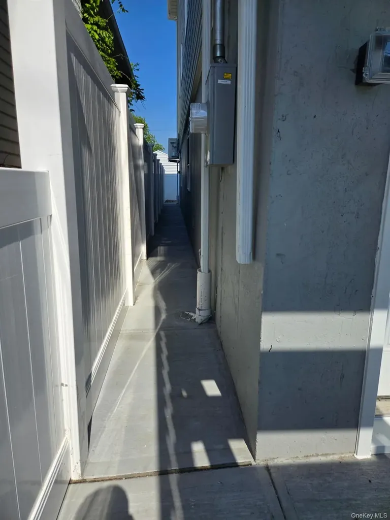 508 Beach 45 Street Far Rockaway NY 11691