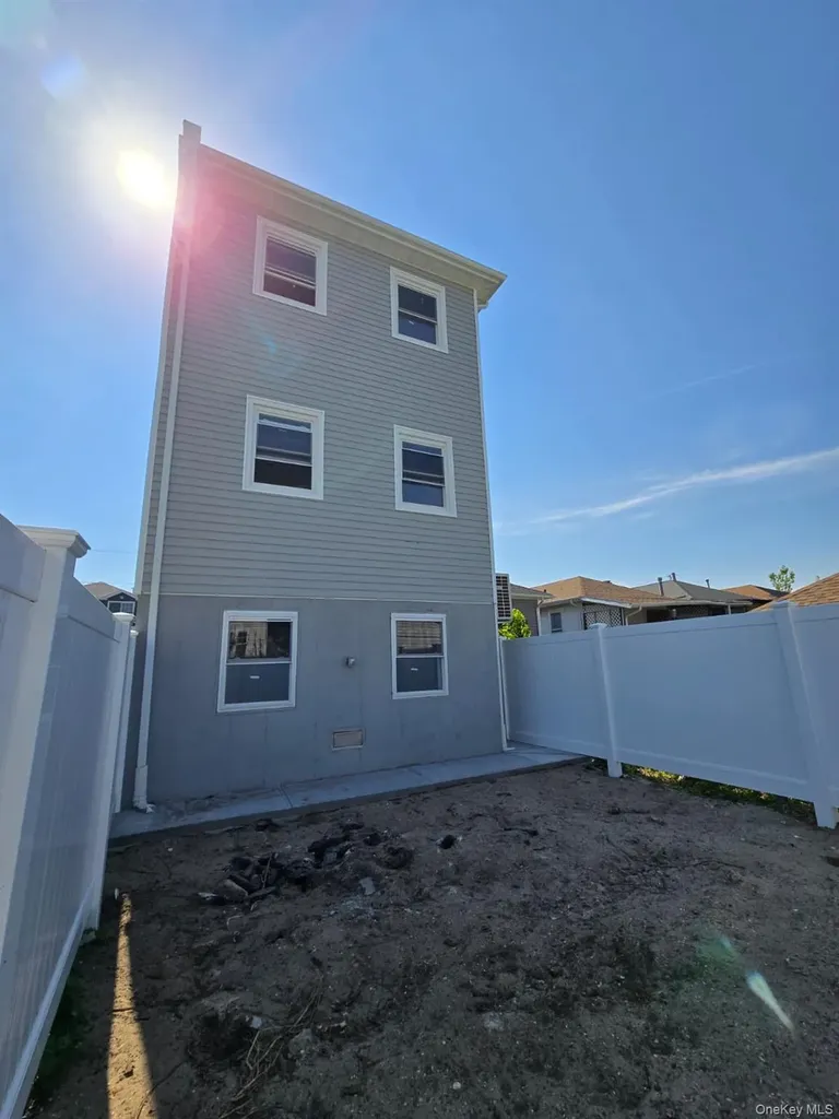 508 Beach 45 Street Far Rockaway NY 11691