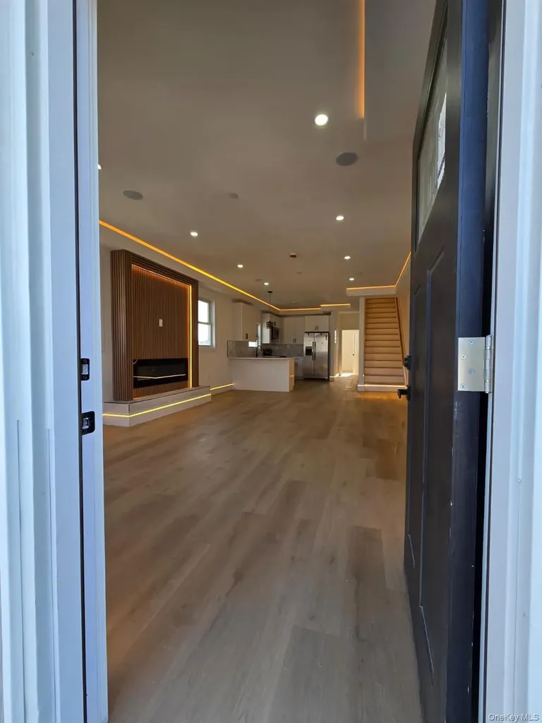 508 Beach 45 Street Far Rockaway NY 11691