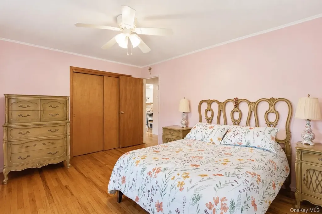 72 Dix Highway Dix Hills NY 11746